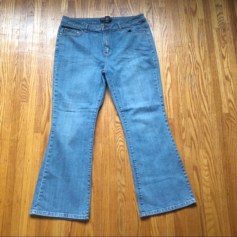 Petite Sophisticate Boot Leg Jeans 14P